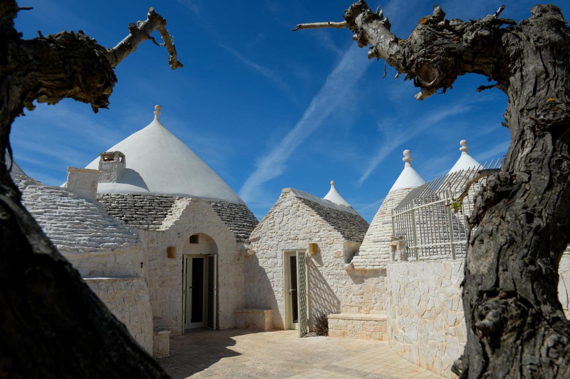 Trulli Lisanna - Exclusive Private Pool And Rooms Up To 10 People Antonelli Buitenkant foto